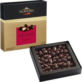 Coffret carrés chocolats noir intense Valrhona - Boutique Cité